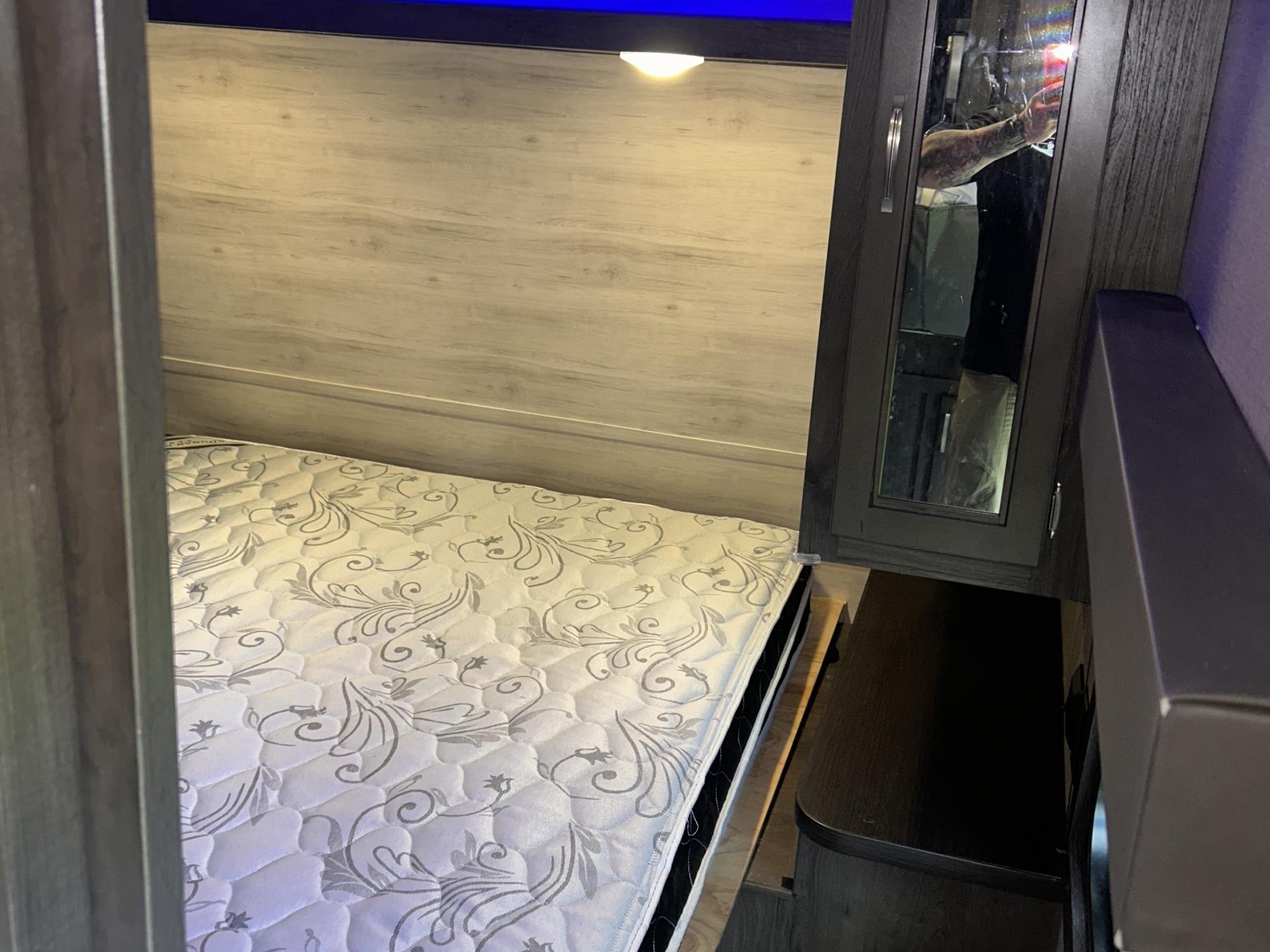 2021 JAYCO JAY FLIGHT SLX 242BHS