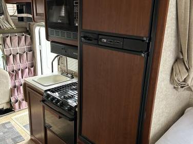 2010 FOUR WINDS FREEDOM ELITE 23S