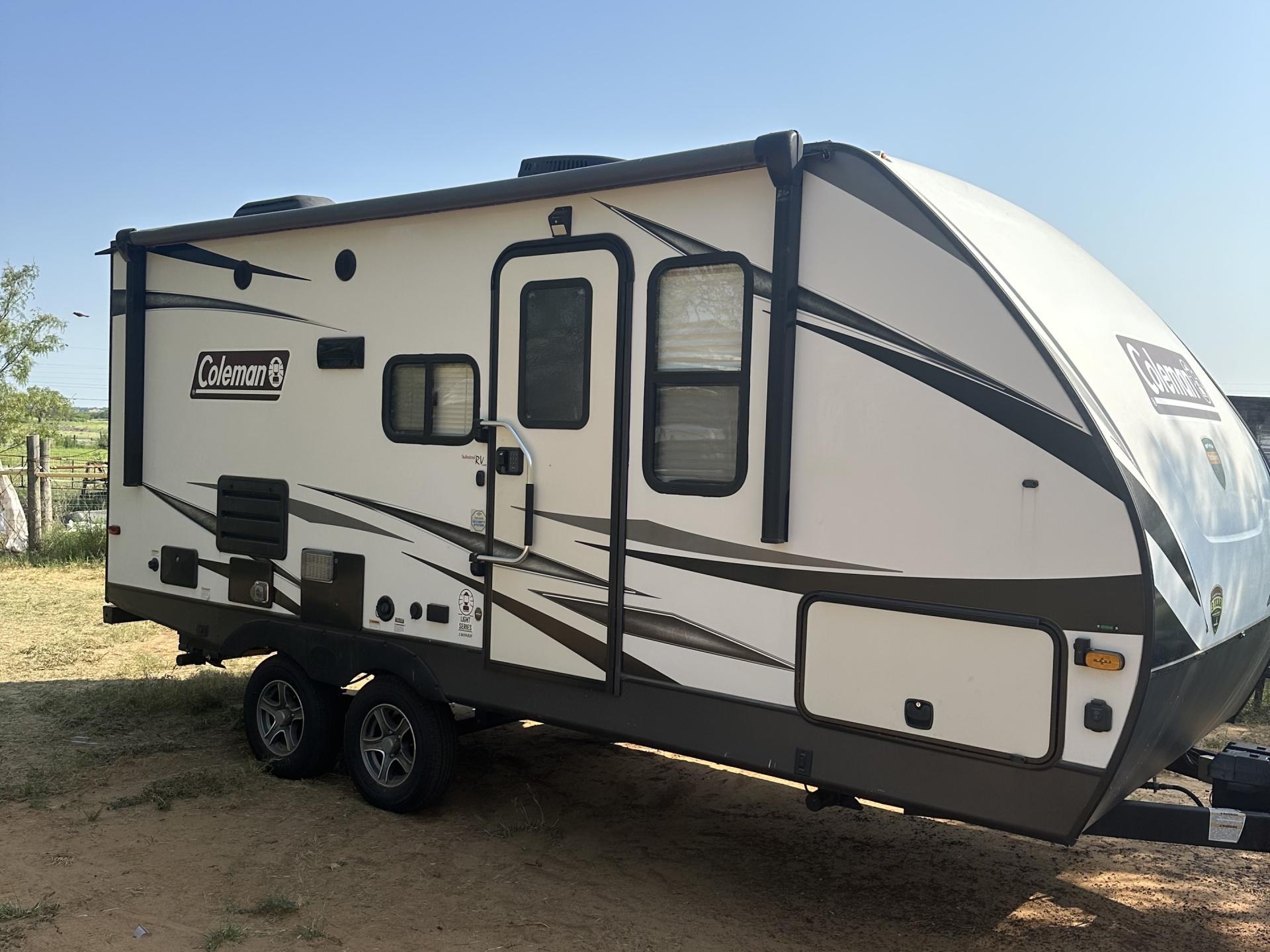 2020 COLEMAN COLEMAN LIGHT 1805RB