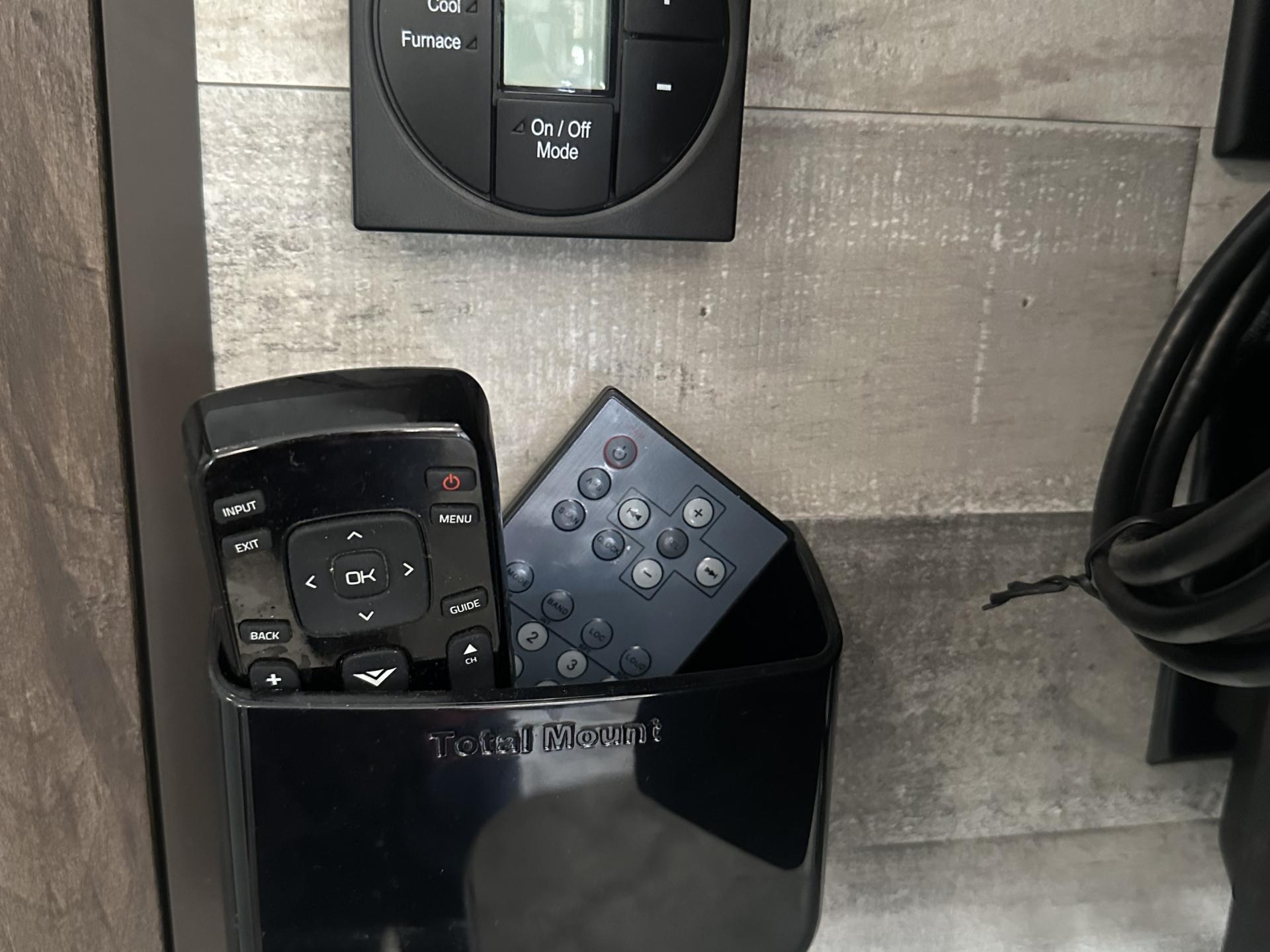 2020 COLEMAN COLEMAN LIGHT 1805RB