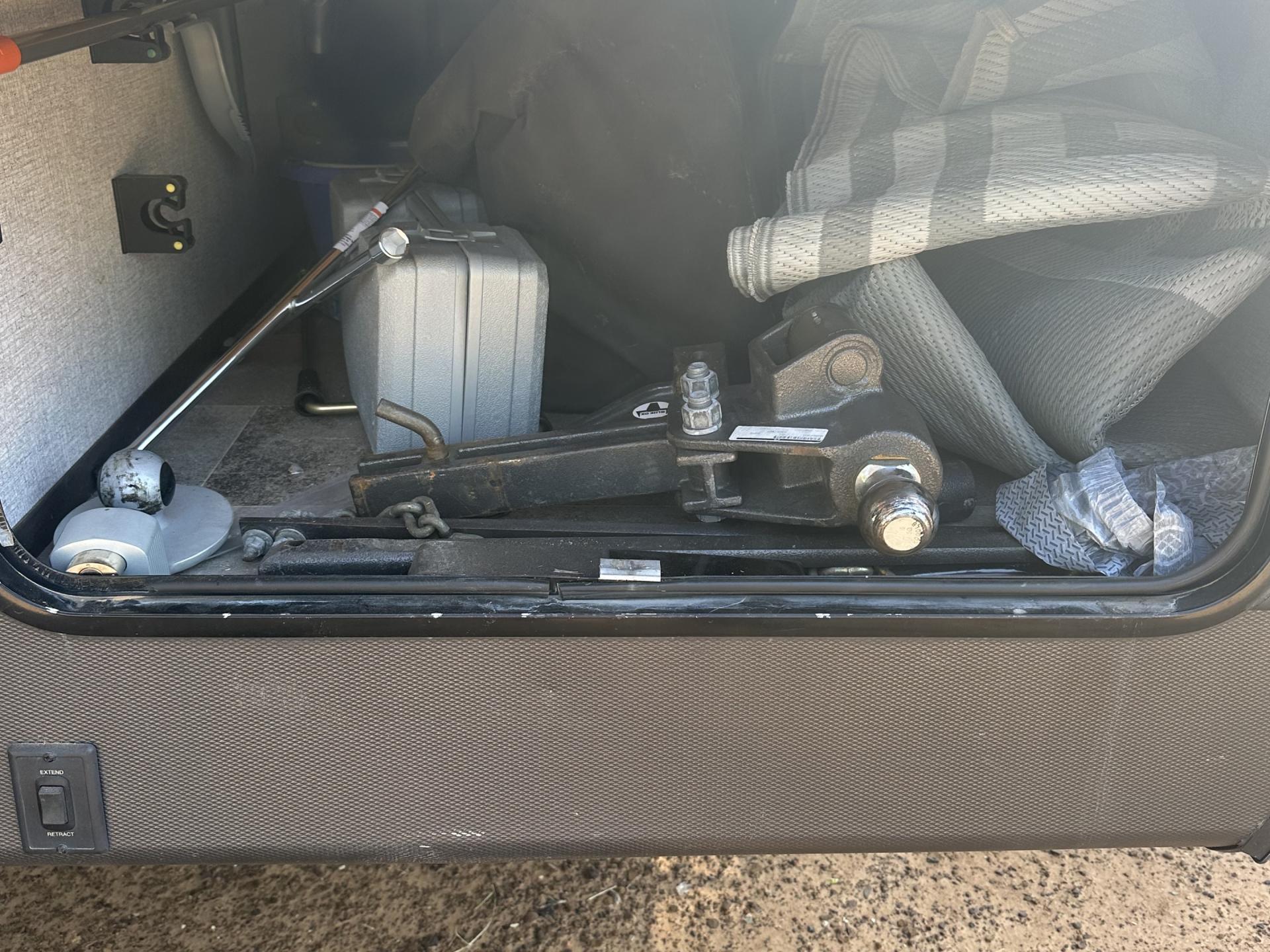 2020 COLEMAN COLEMAN LIGHT 1805RB