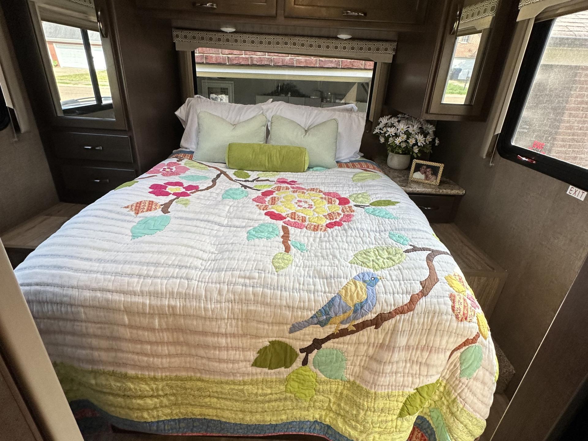 2020 THOR MOTOR COACH FOUR WINDS 28Z