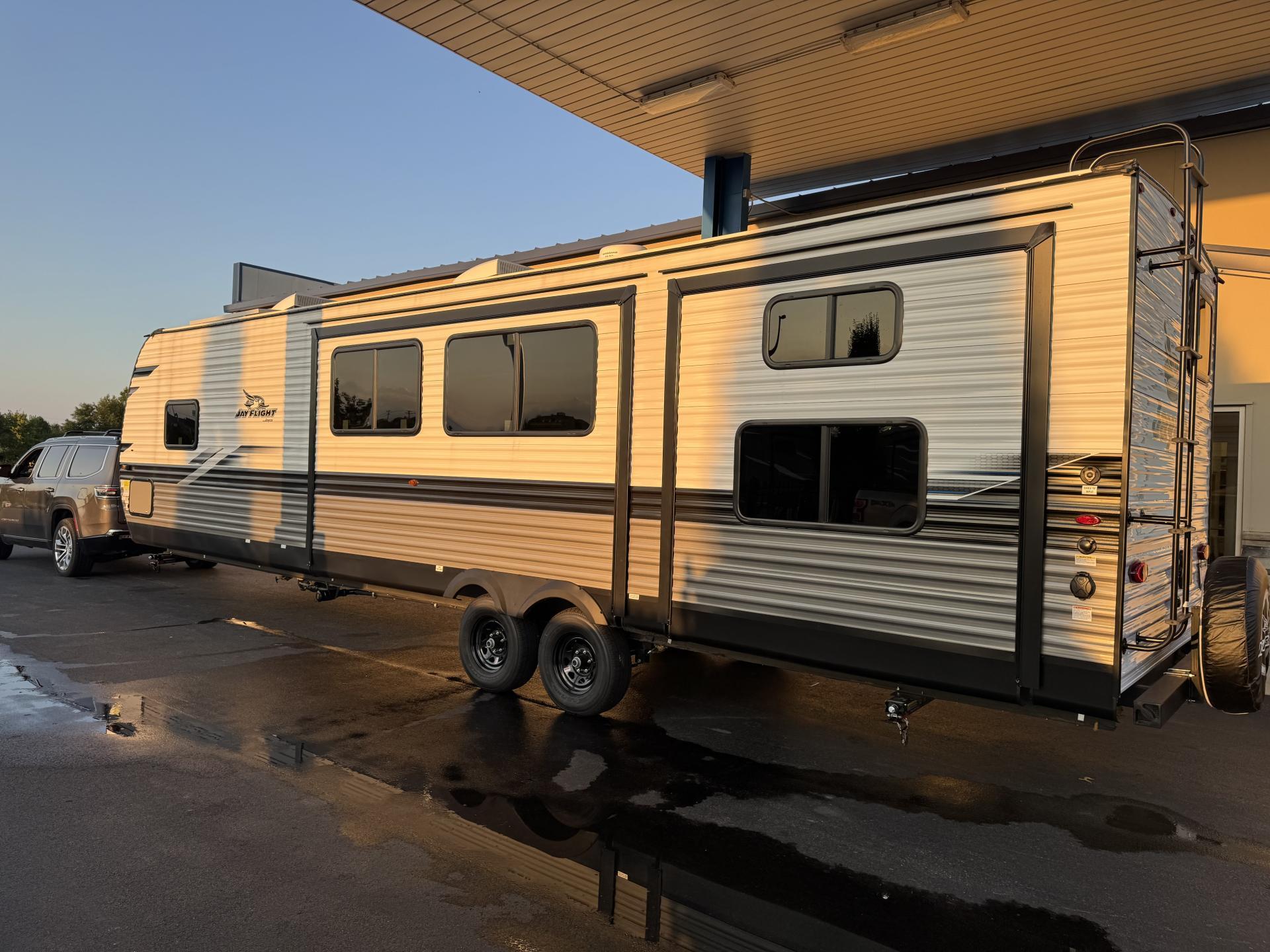 2024 JAYCO JAY FLIGHT 331BTS