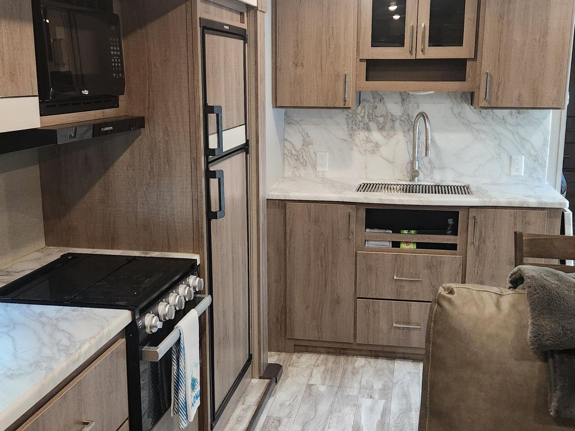 2022 GRAND DESIGN IMAGINE 3100RD