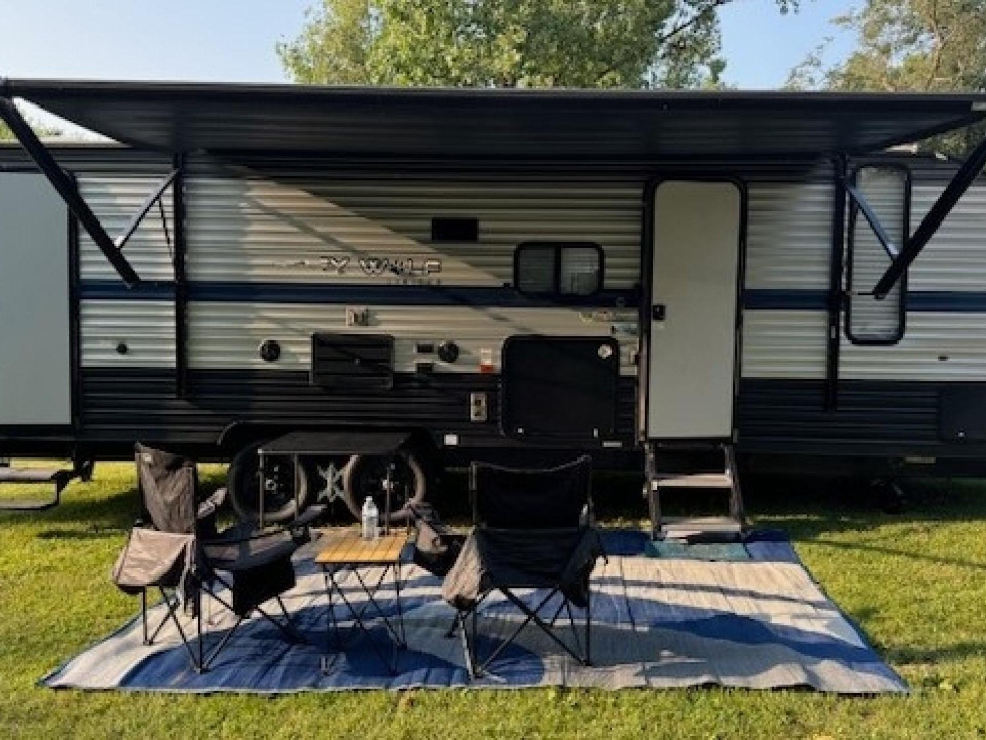 2020 FOREST RIVER GREY WOLF 26BHW