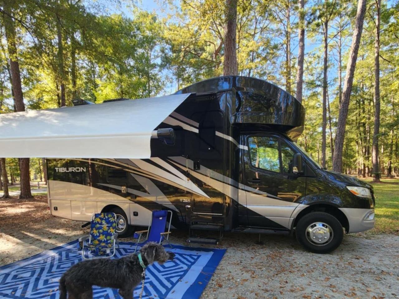 2023 THOR MOTOR COACH TIBURON 24TT