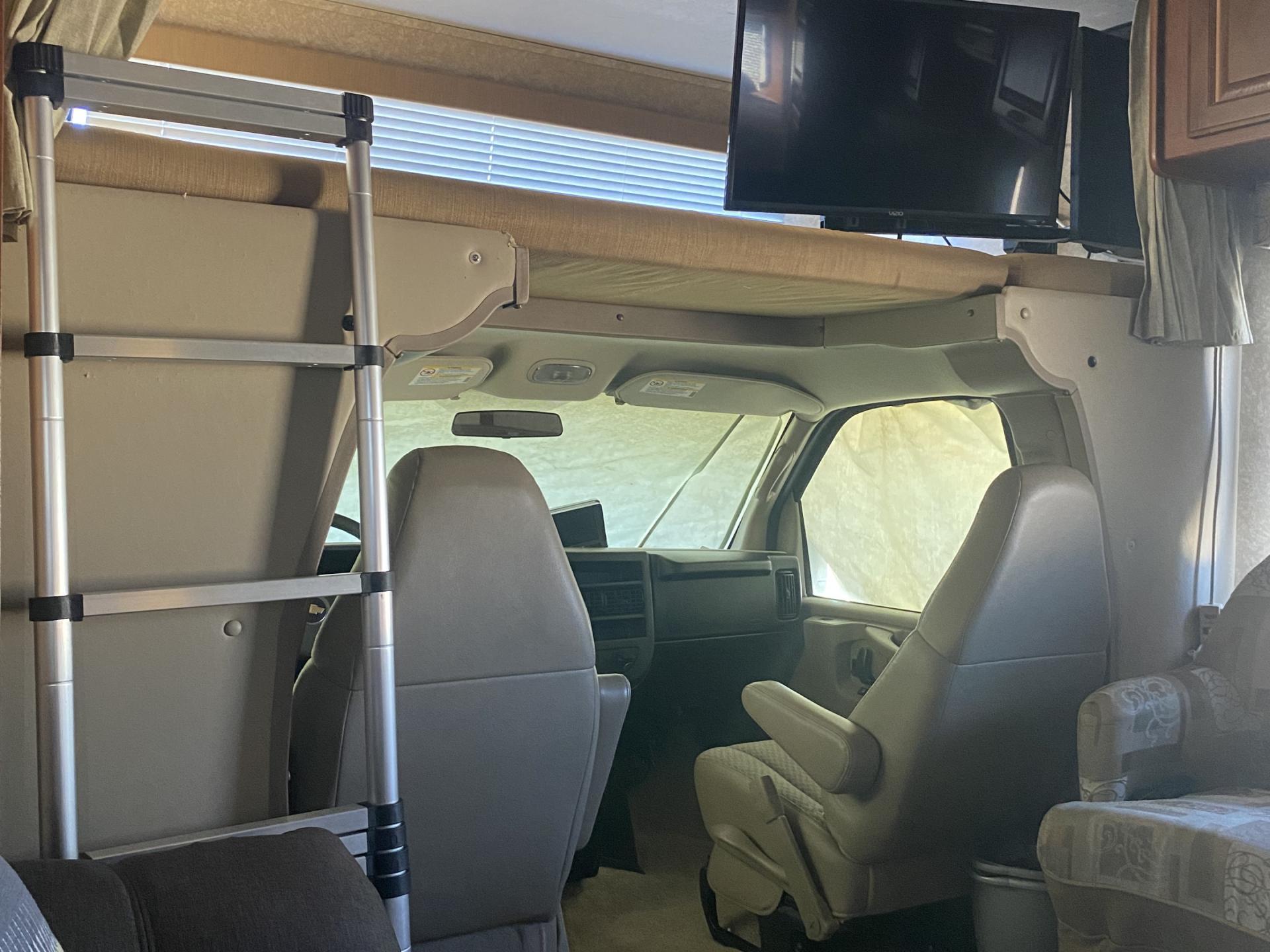 2008 Thor FOUR WINDS 5000 31P