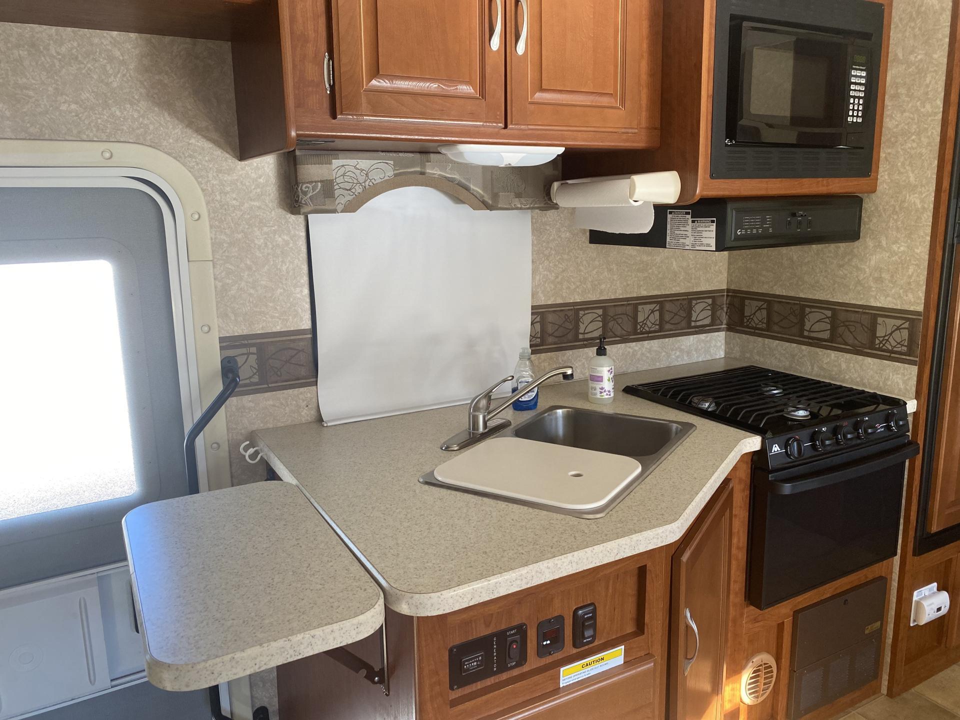 2008 Thor FOUR WINDS 5000 31P