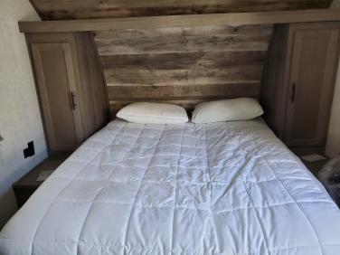 2021 GULF STREAM ENLIGHTEN 25BH