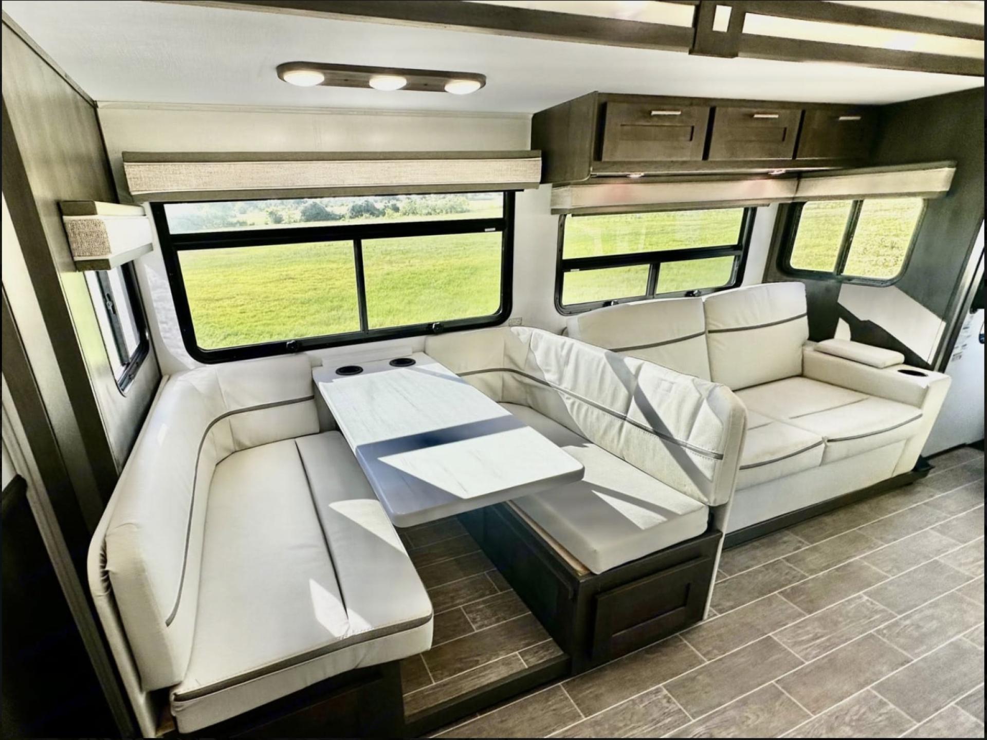 2023 FOREST RIVER GEORGETOWN 5 SERIES 36B