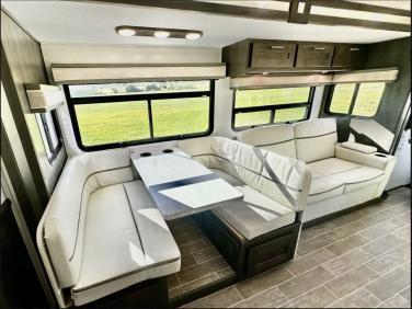 2023 FOREST RIVER GEORGETOWN 5 SERIES 36B