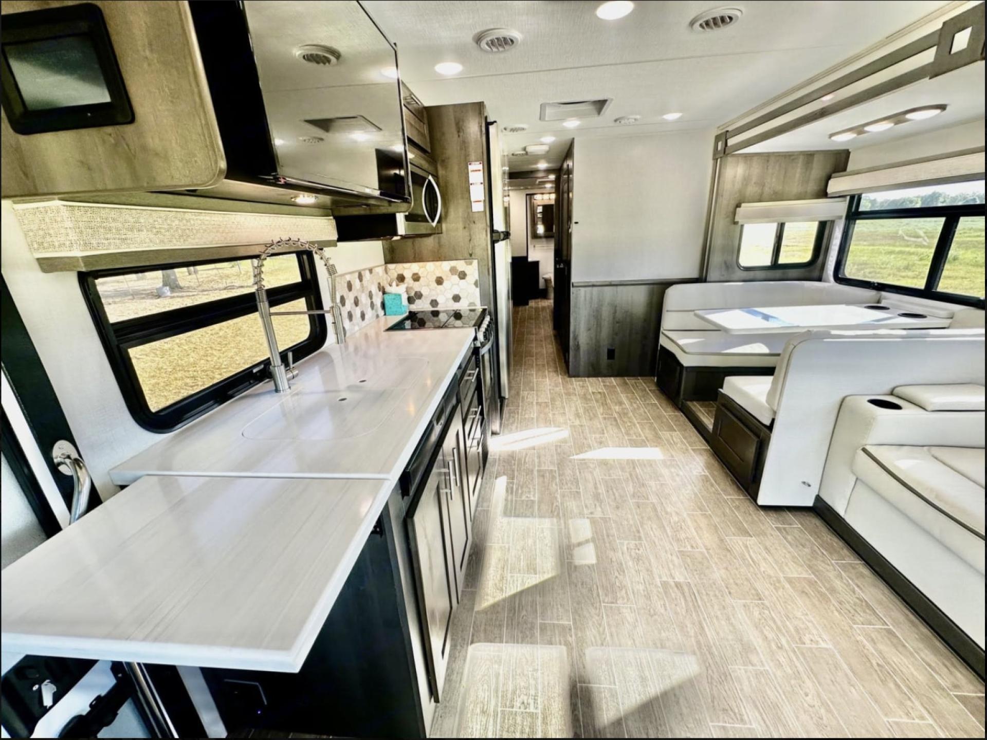 2023 FOREST RIVER GEORGETOWN 5 SERIES 36B