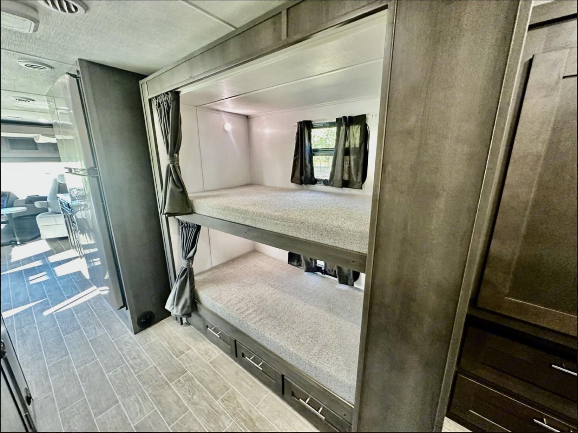 2023 FOREST RIVER GEORGETOWN 5 SERIES 36B