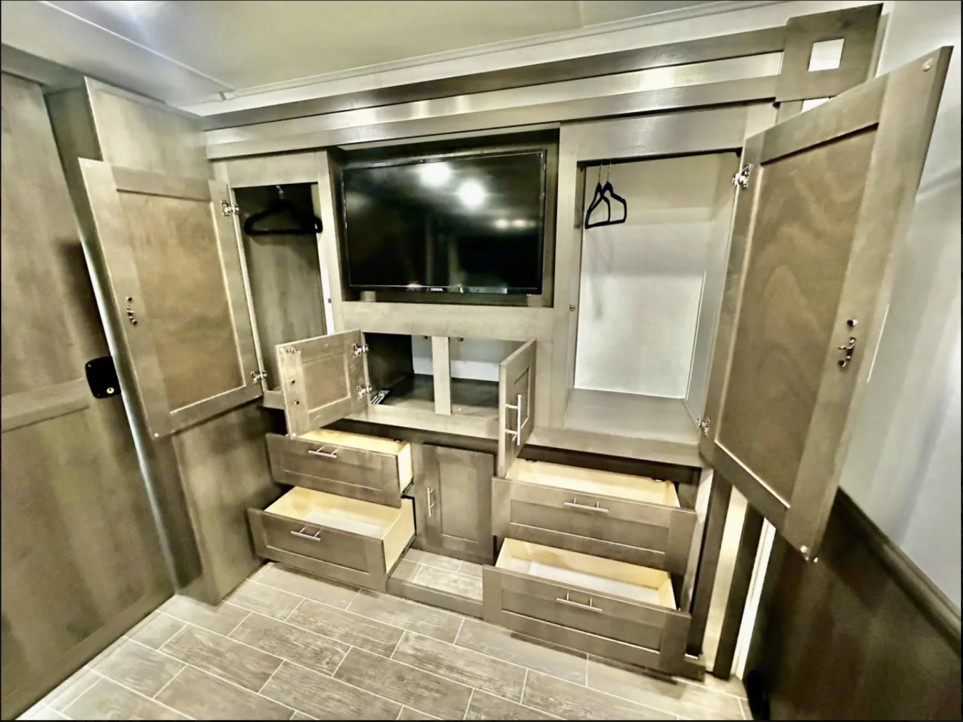 2023 FOREST RIVER GEORGETOWN 5 SERIES 36B