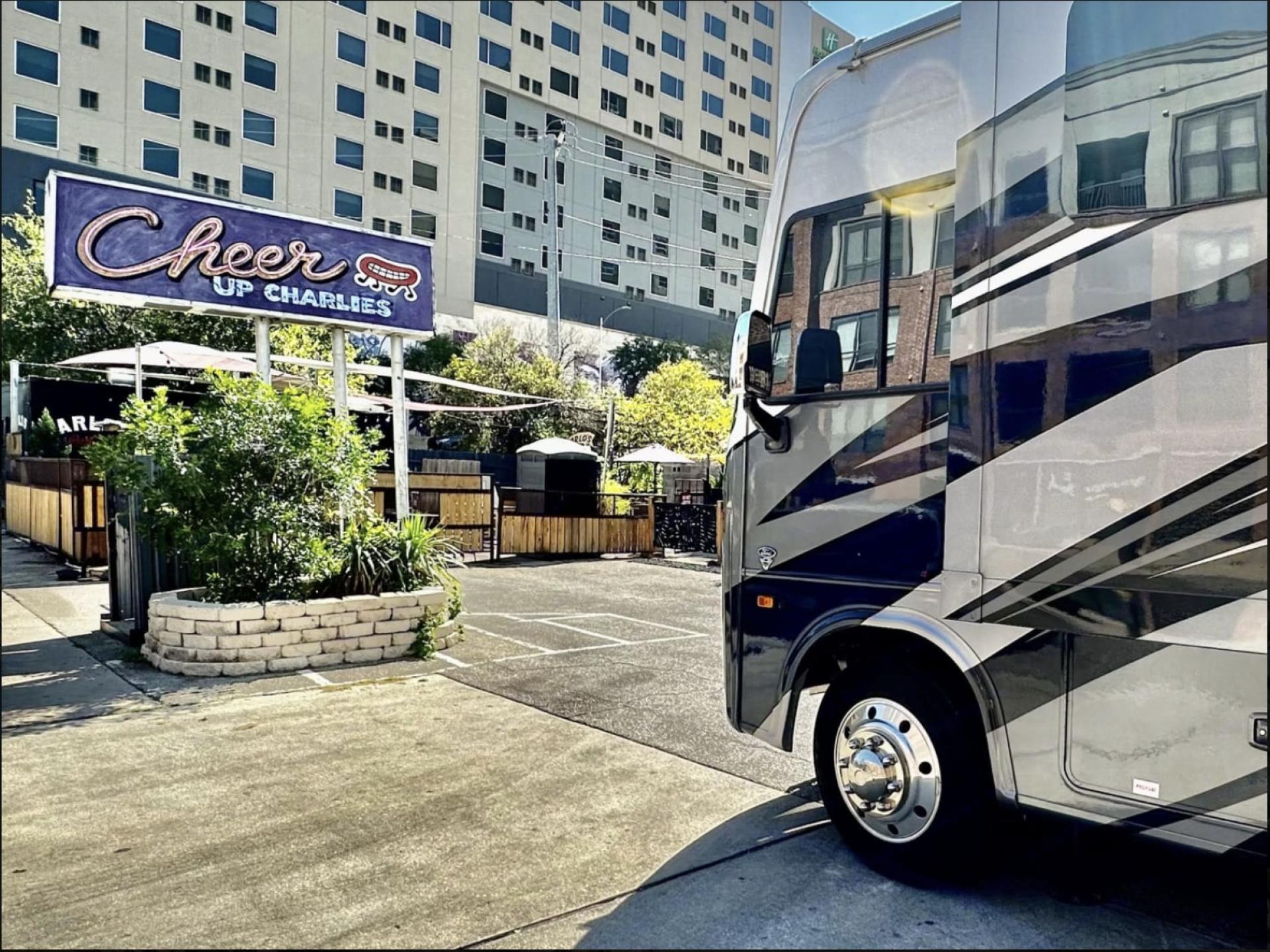2023 FOREST RIVER GEORGETOWN 5 SERIES 36B