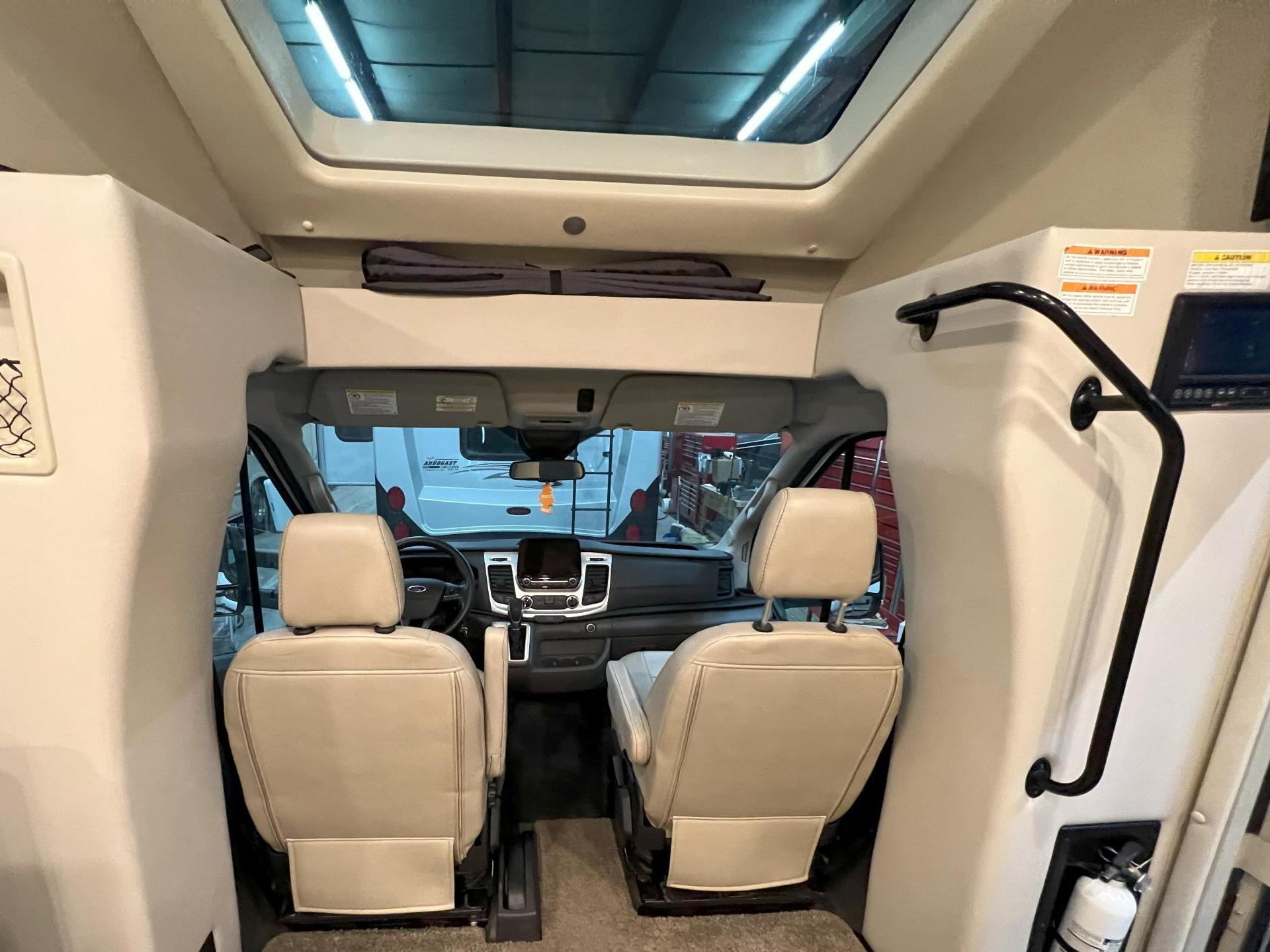 2022 THOR MOTOR COACH COMPASS 23TW