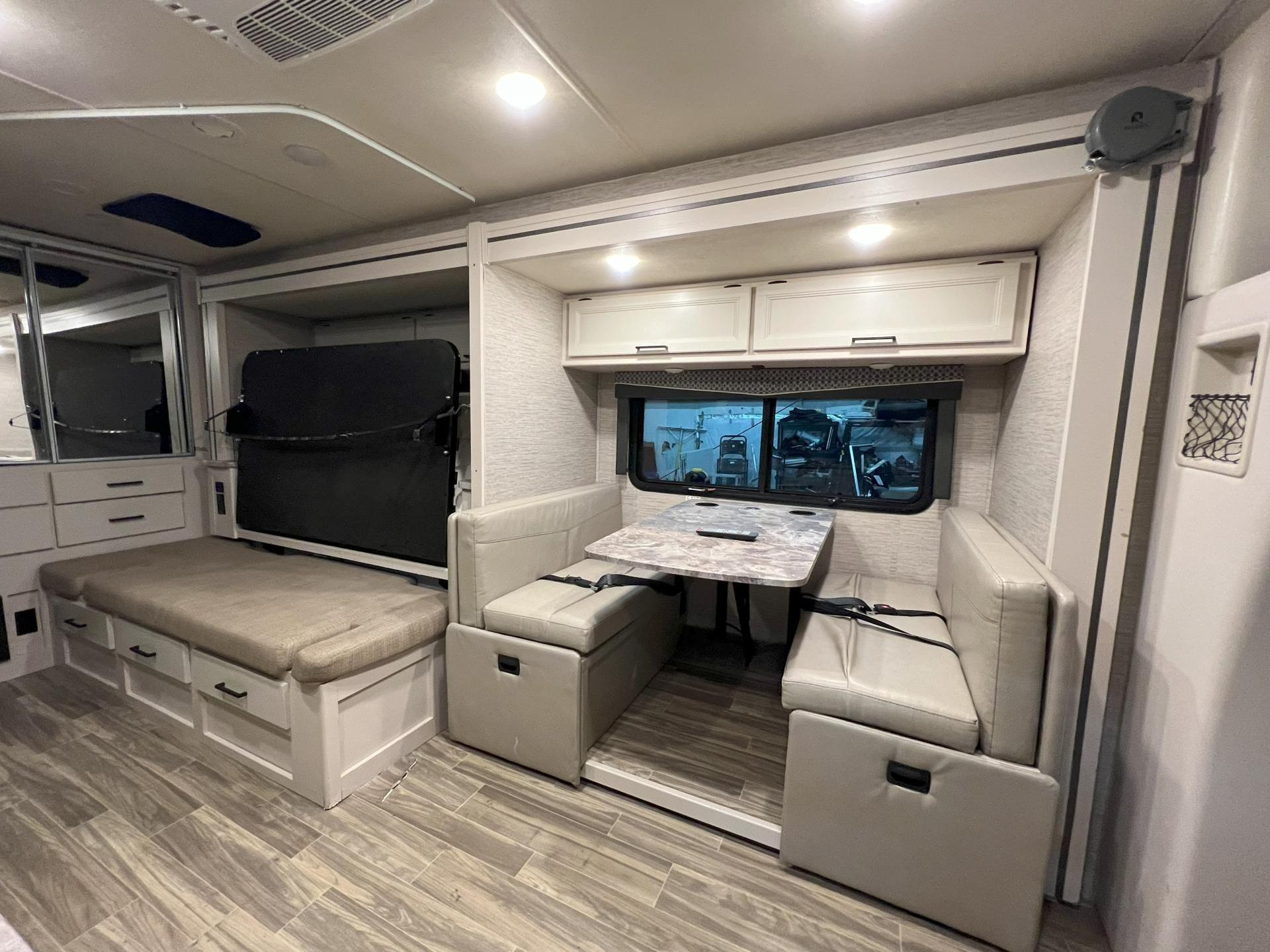 2022 THOR MOTOR COACH COMPASS 23TW