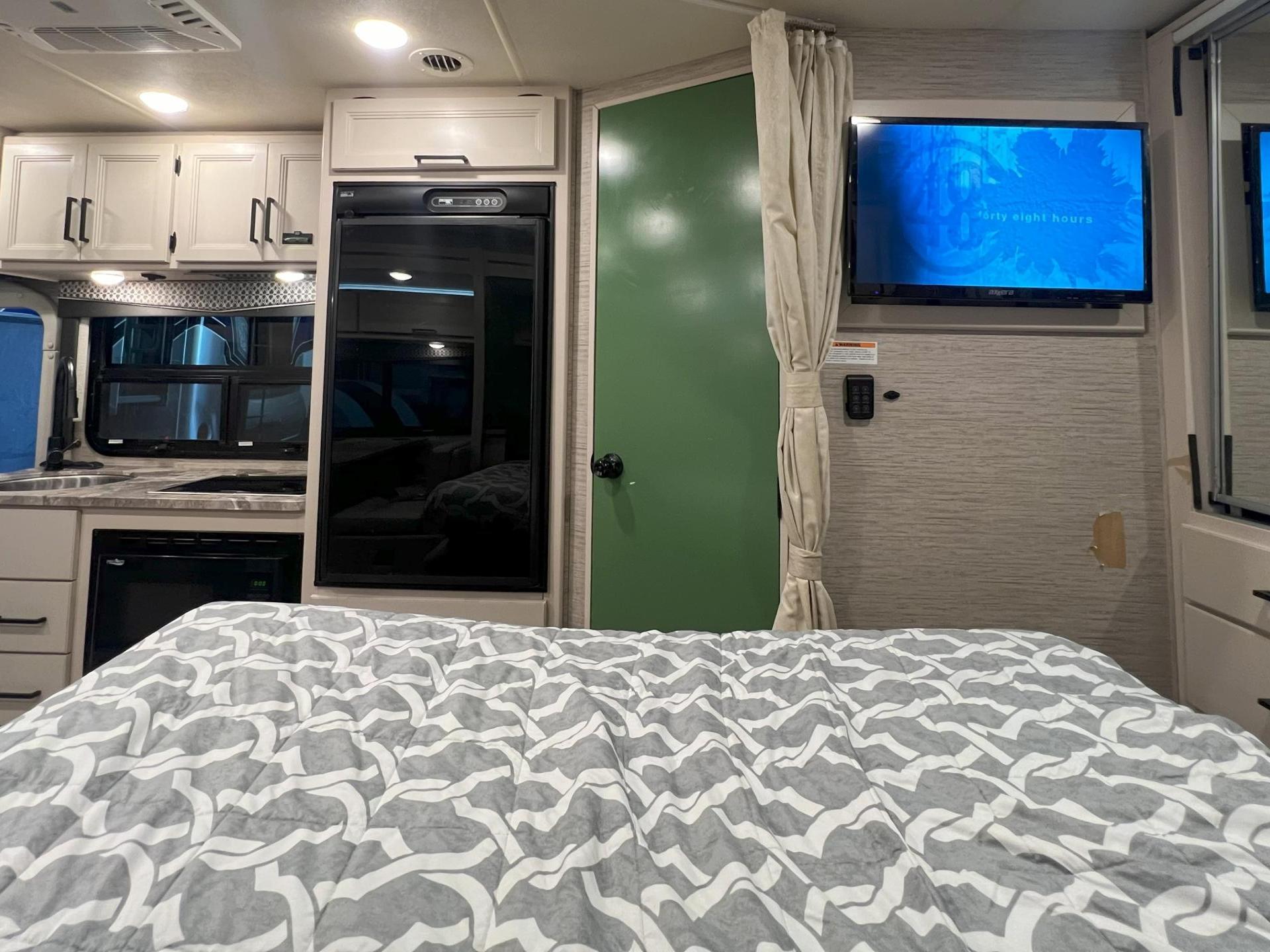 2022 THOR MOTOR COACH COMPASS 23TW
