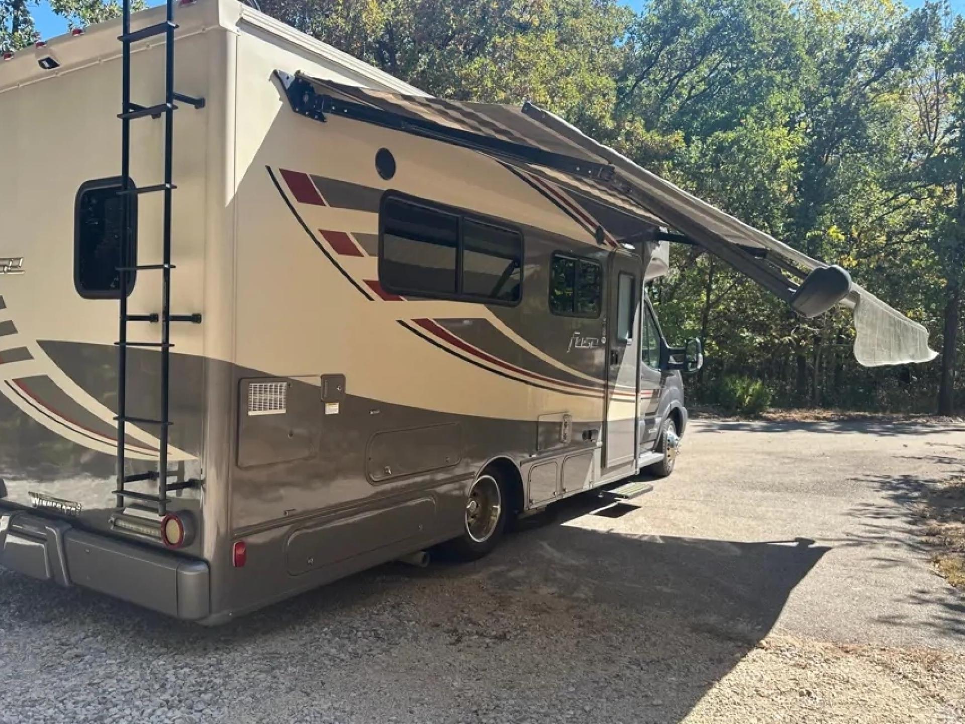 2017 WINNEBAGO FUSE 23A