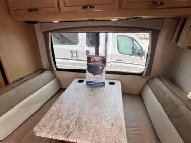 2021 THOR MOTOR COACH FOUR WINDS 24FF