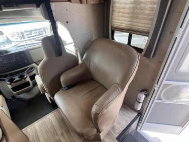 2021 THOR MOTOR COACH FOUR WINDS 24FF