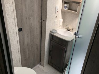 2020 COACHMEN APEX 279RLSS