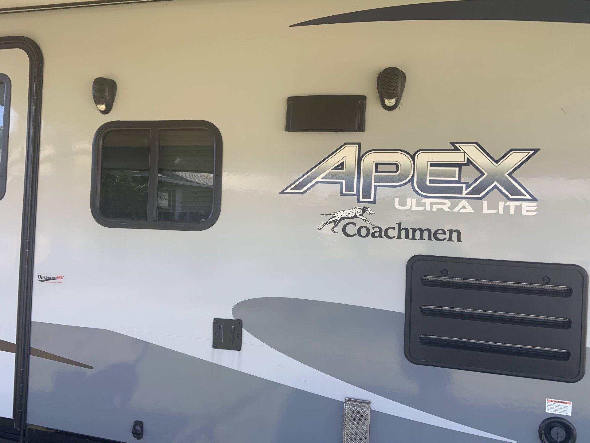 2020 COACHMEN APEX 279RLSS