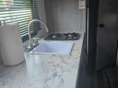 2024 COLEMAN COLEMAN LANTERN 17B