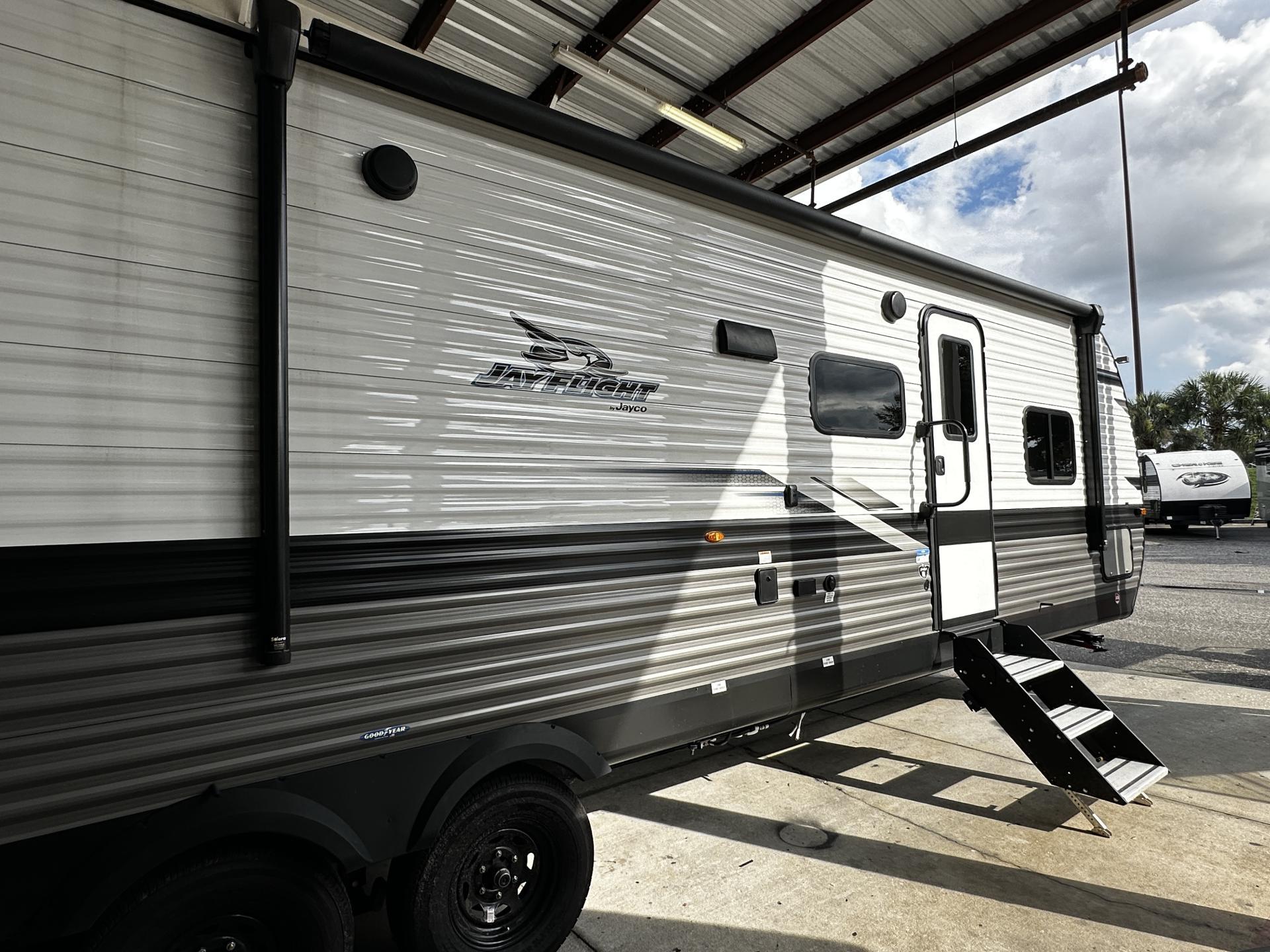 2024 JAYCO JAY FLIGHT 324BDS