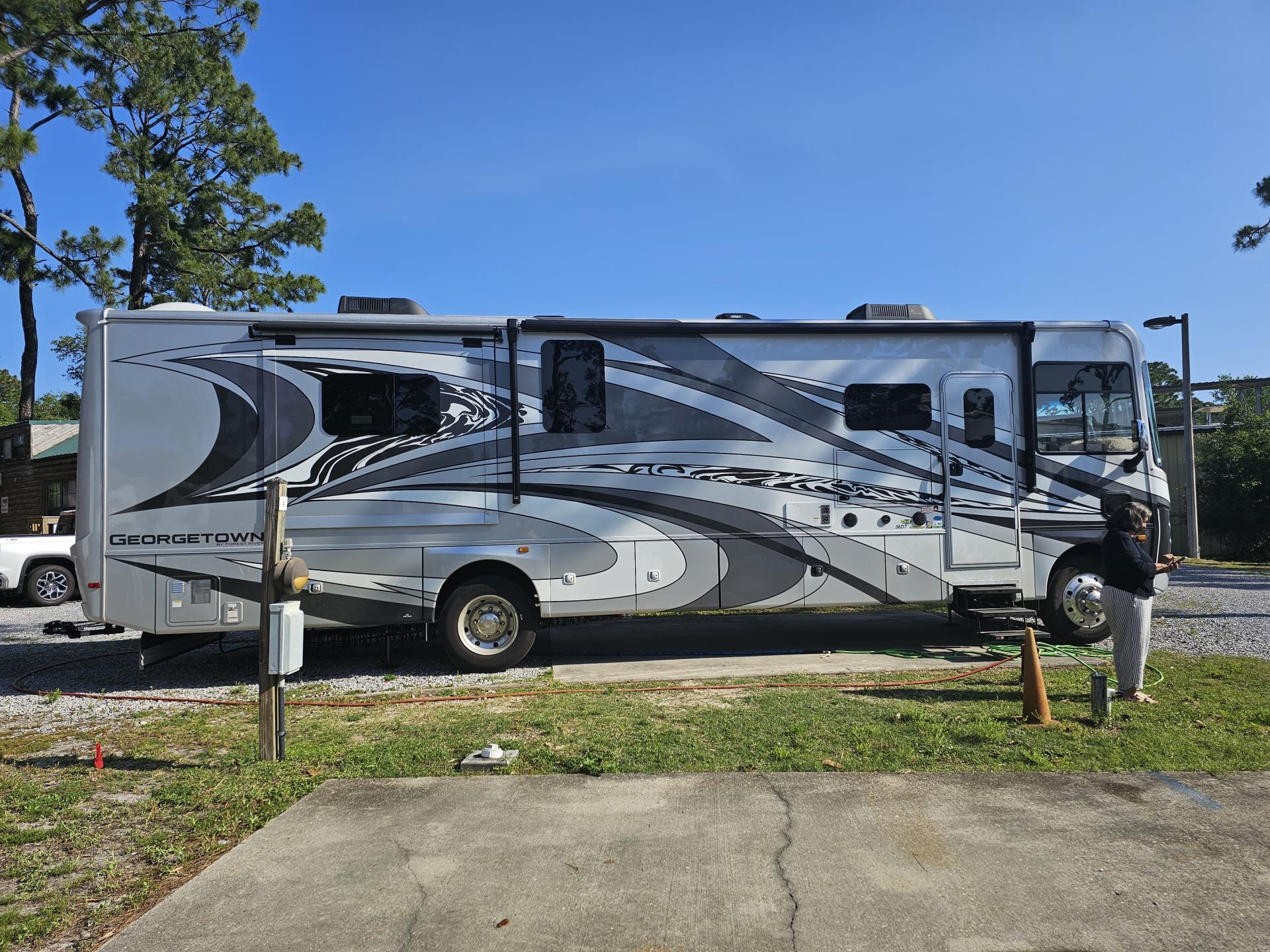 2022 FOREST RIVER GEORGETOWN 7 SERIES 36D
