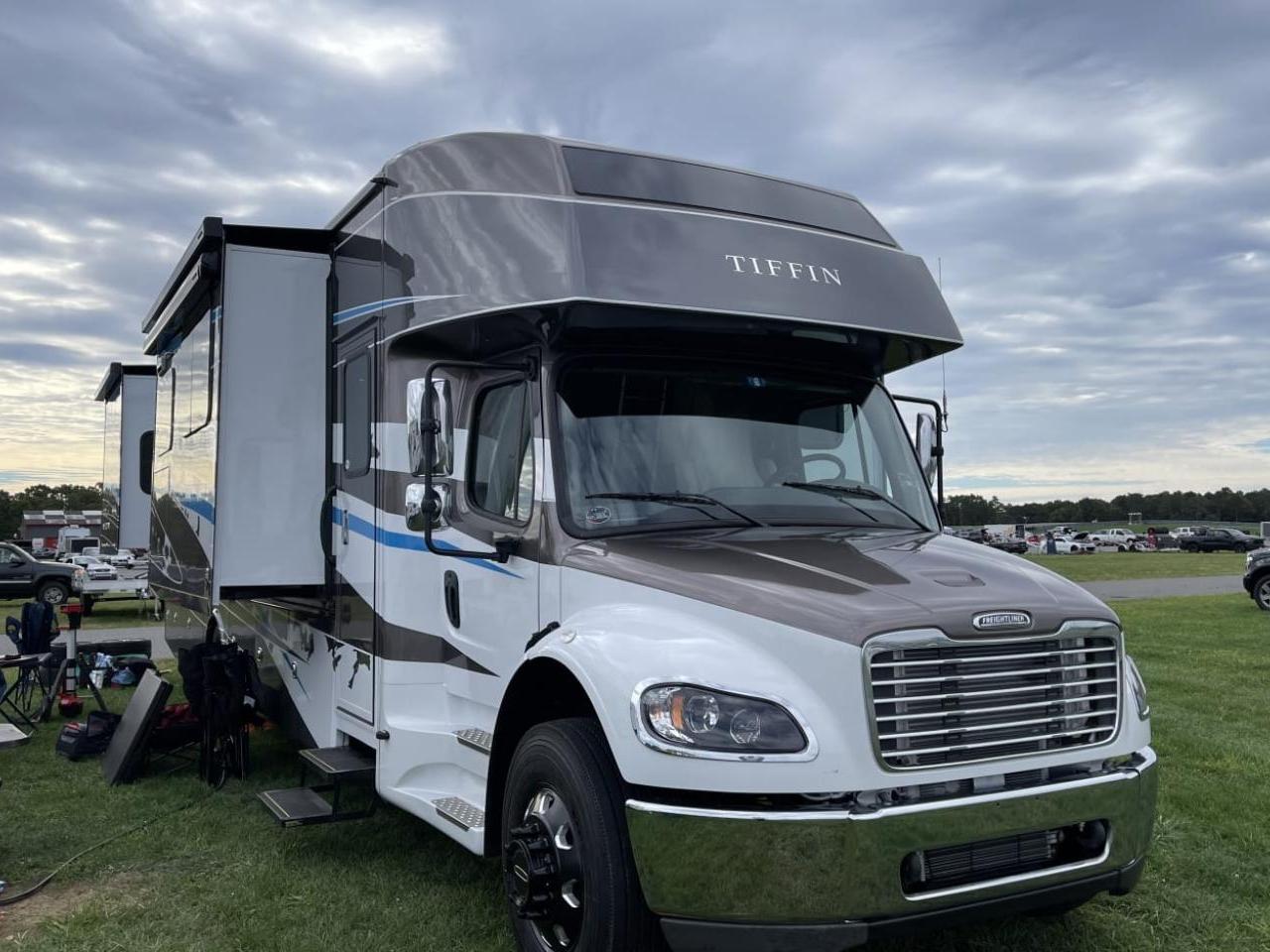 2022 TIFFIN ALLEGRO BAY 38BB