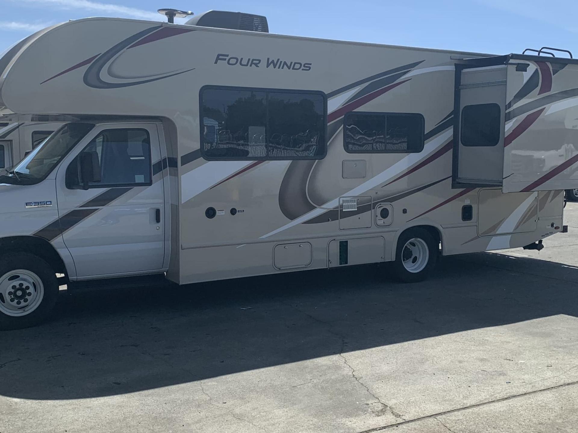 2020 THOR MOTOR COACH FOUR WINDS 26B