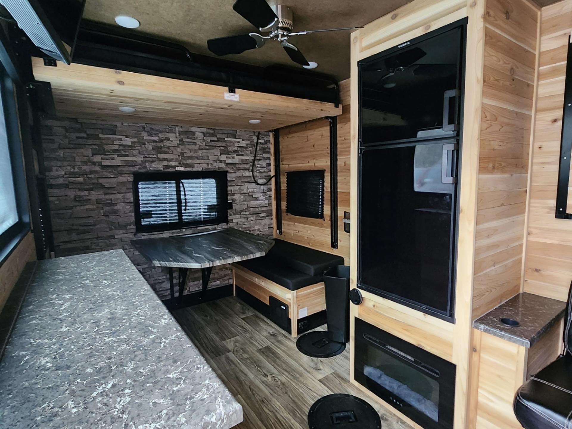 2022 GLACIER ICE HOUSE EXPLORER 22