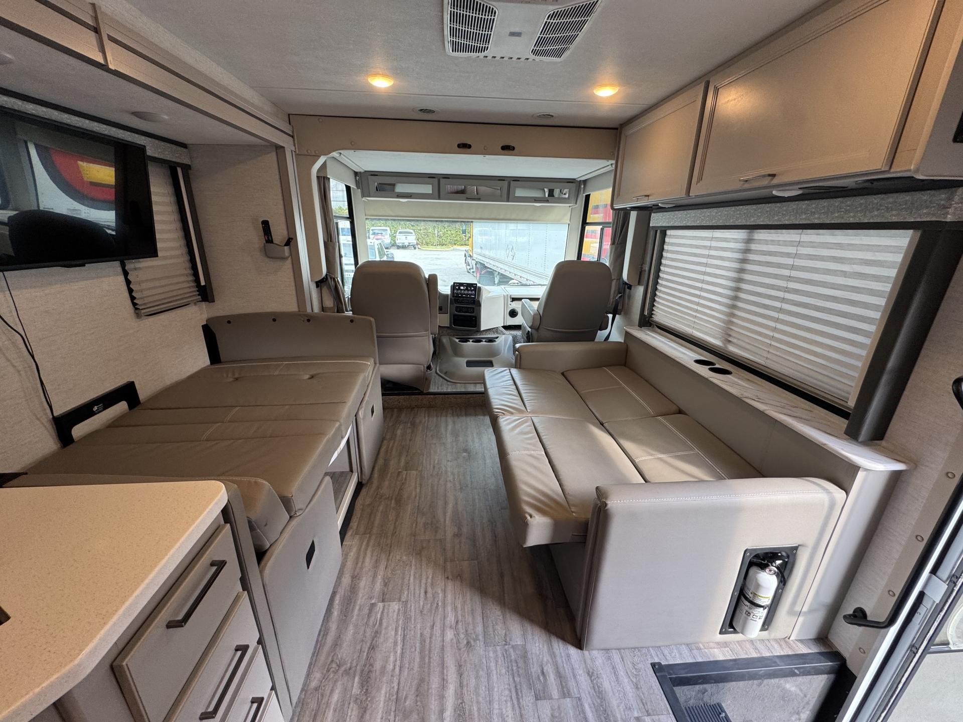 2024 THOR MOTOR COACH RESONATE 32B