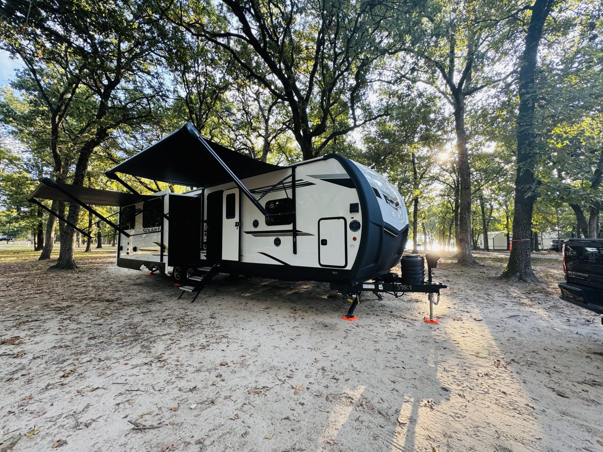 2024 PALOMINO SOLAIRE ULTRA-LITE 306rkts