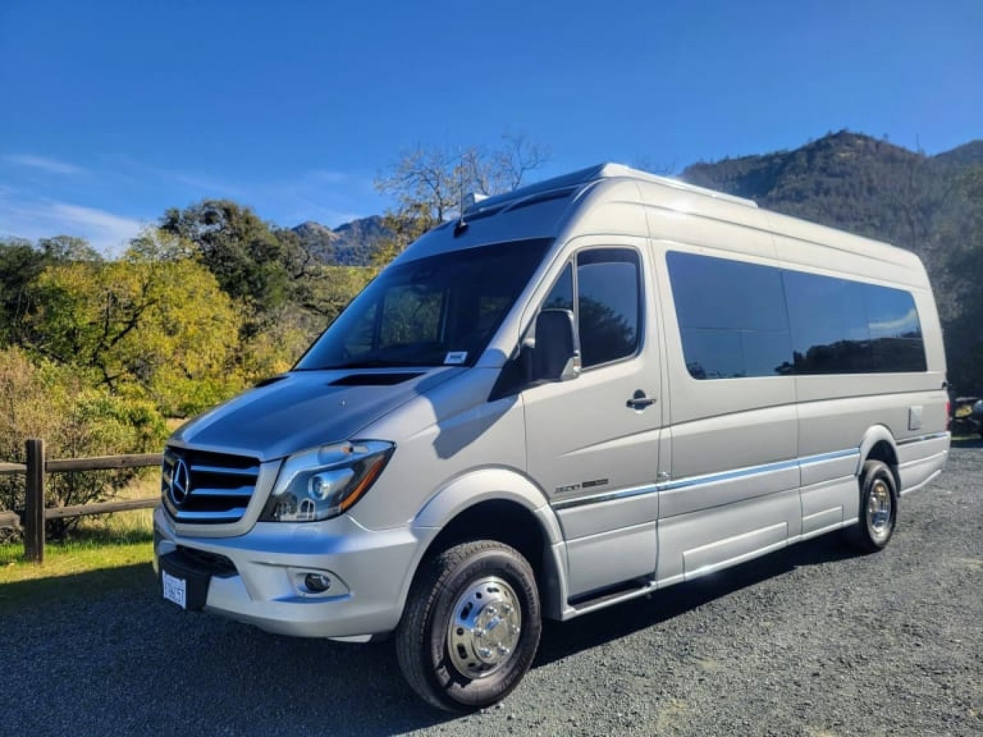 2017 ROADTREK RS-ADVENTUROUS XL
