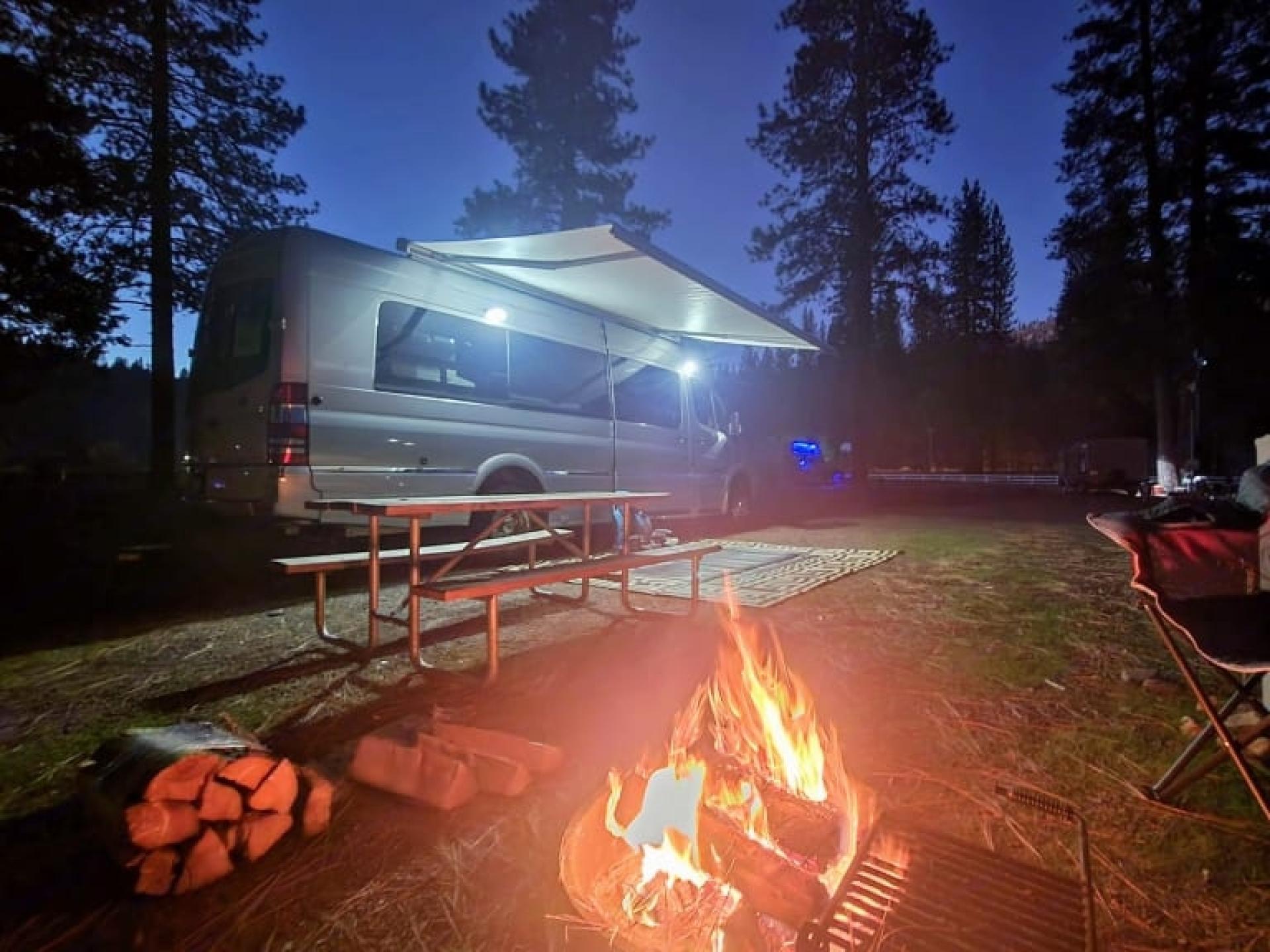 2017 ROADTREK RS-ADVENTUROUS XL