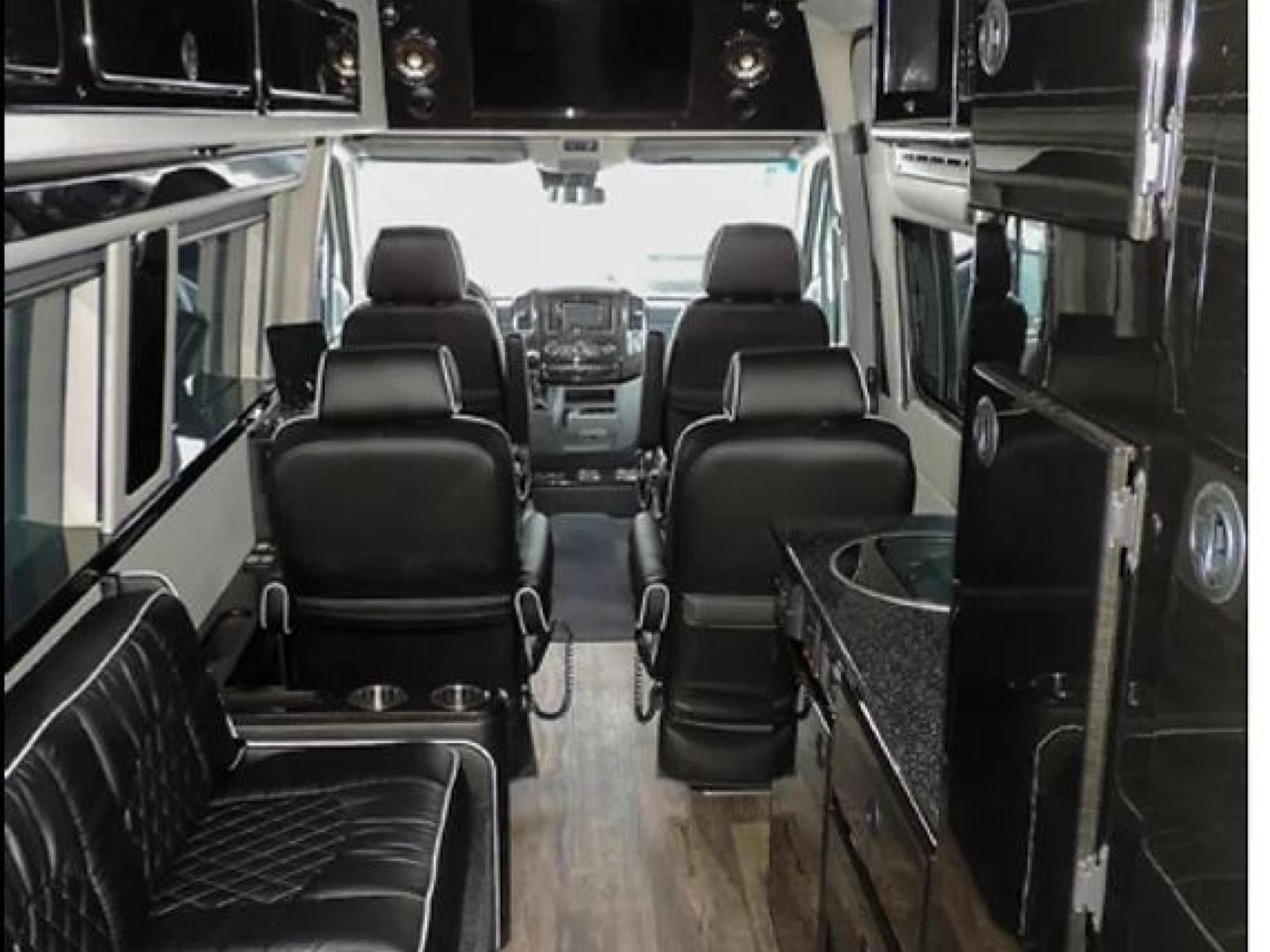 2017 CHINOOK BAYSIDE S4