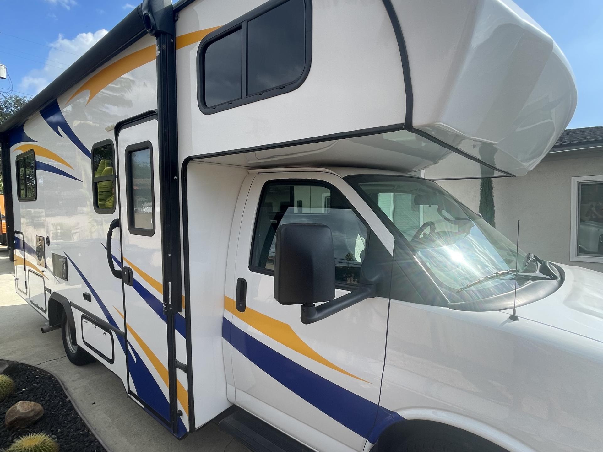 2022 FOREST RIVER SUNSEEKER LE 2150SC
