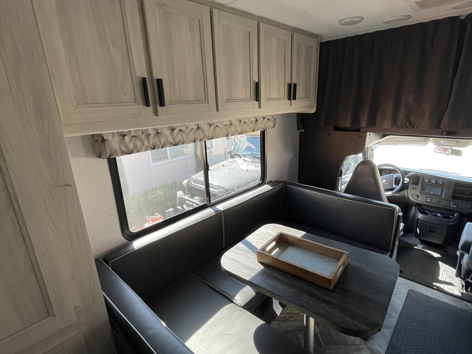 2022 FOREST RIVER SUNSEEKER LE 2150SC