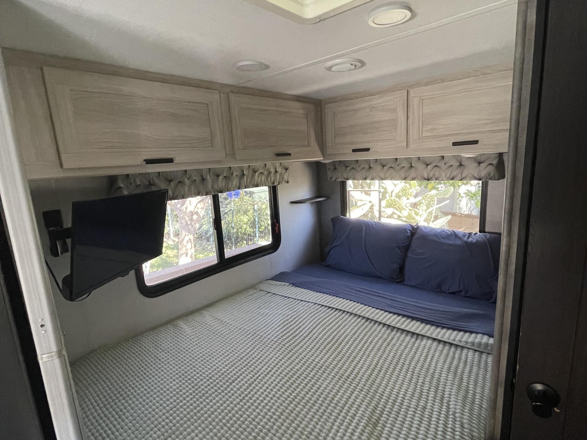 2022 FOREST RIVER SUNSEEKER LE 2150SC