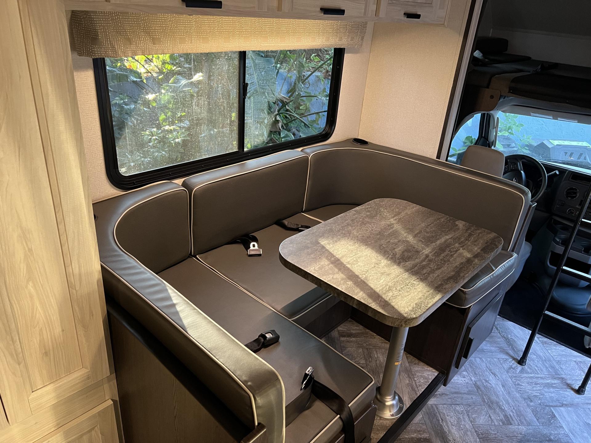 2022 FOREST RIVER SUNSEEKER LE 2150SC