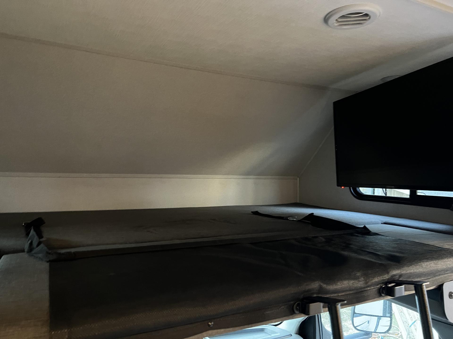 2022 FOREST RIVER SUNSEEKER LE 2150SC
