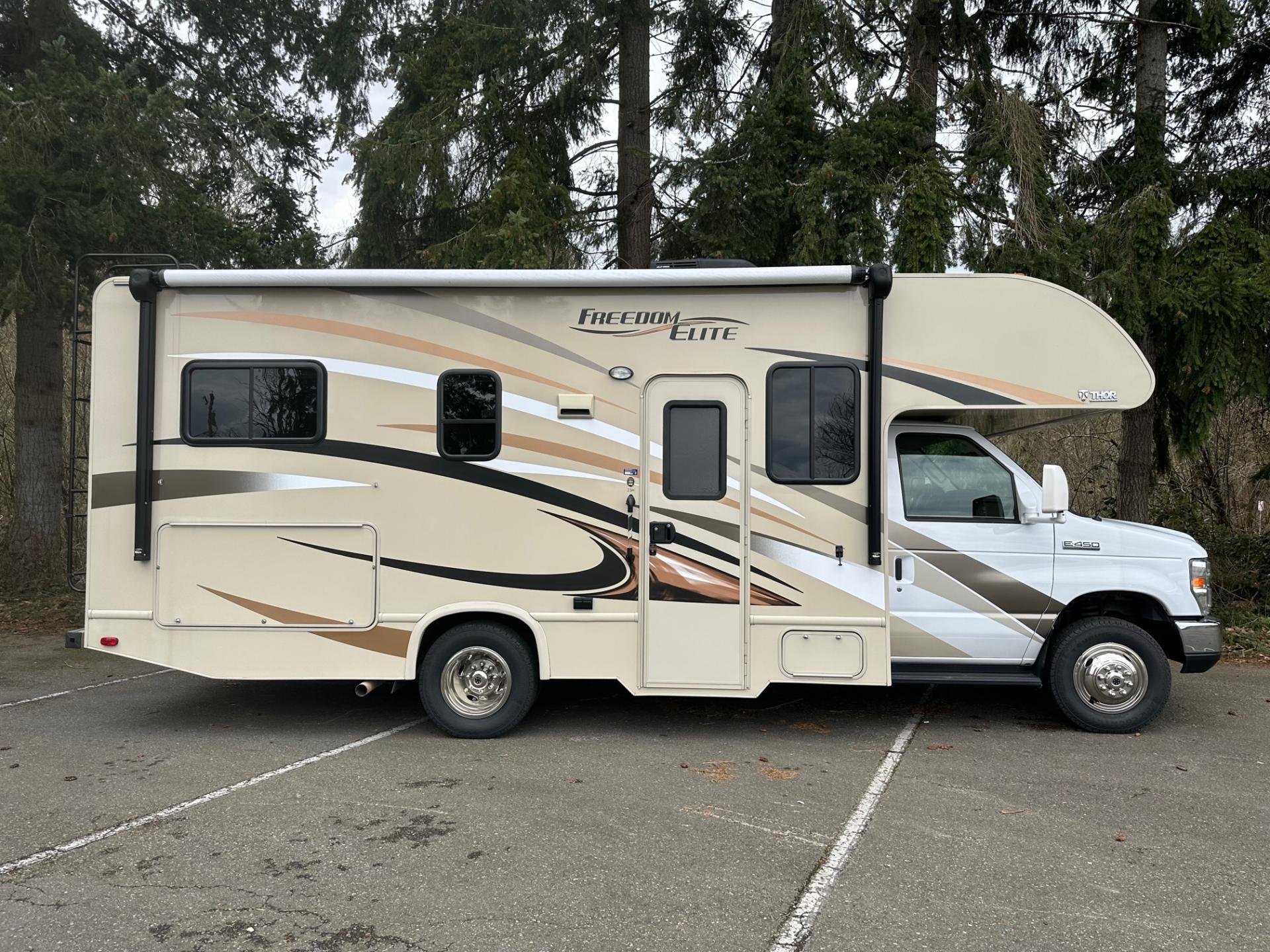 2017 THOR MOTOR COACH FREEDOM ELITE 23H