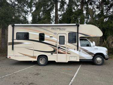 2017 THOR MOTOR COACH FREEDOM ELITE 23H