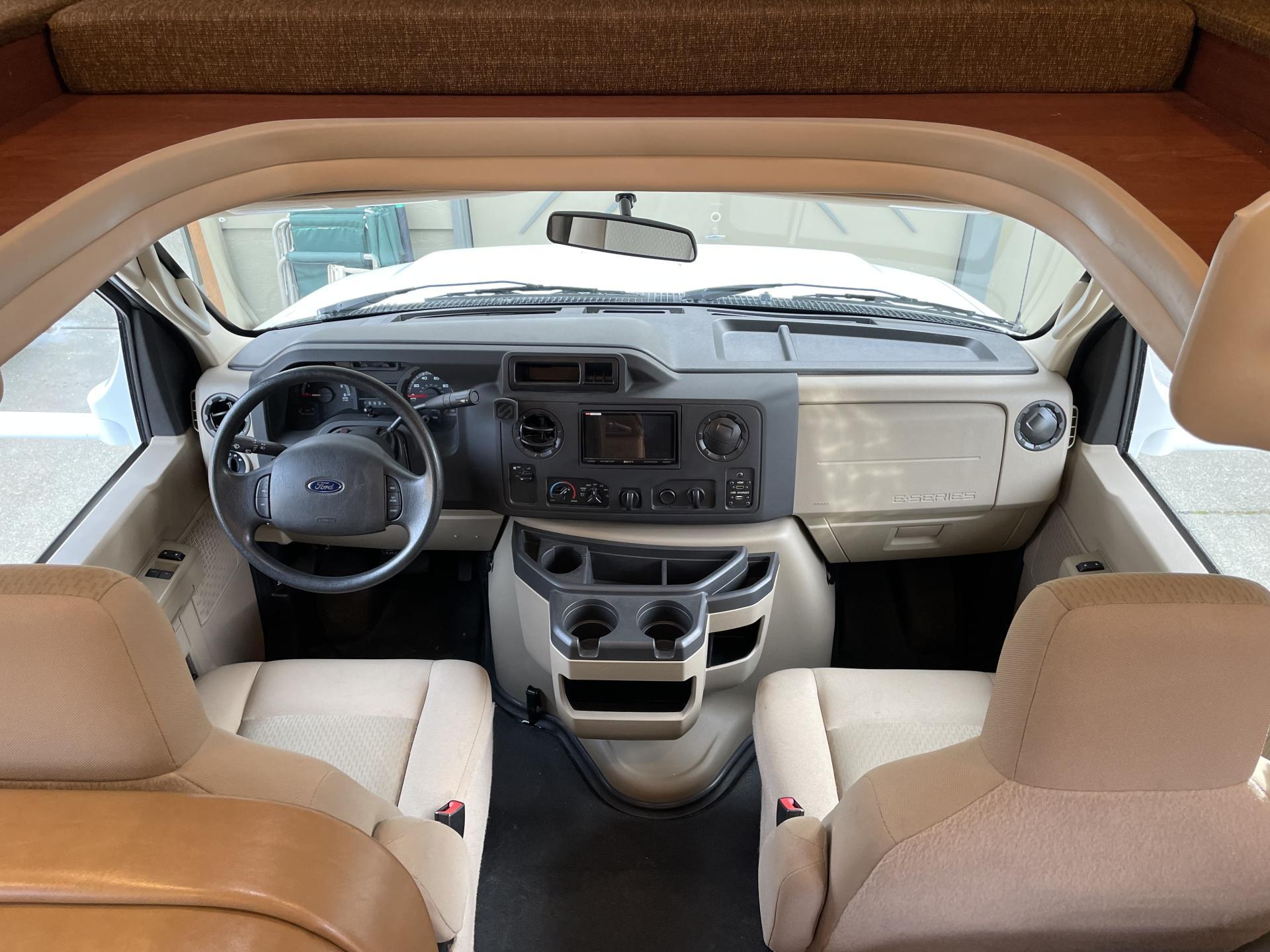 2017 THOR MOTOR COACH FREEDOM ELITE 23H