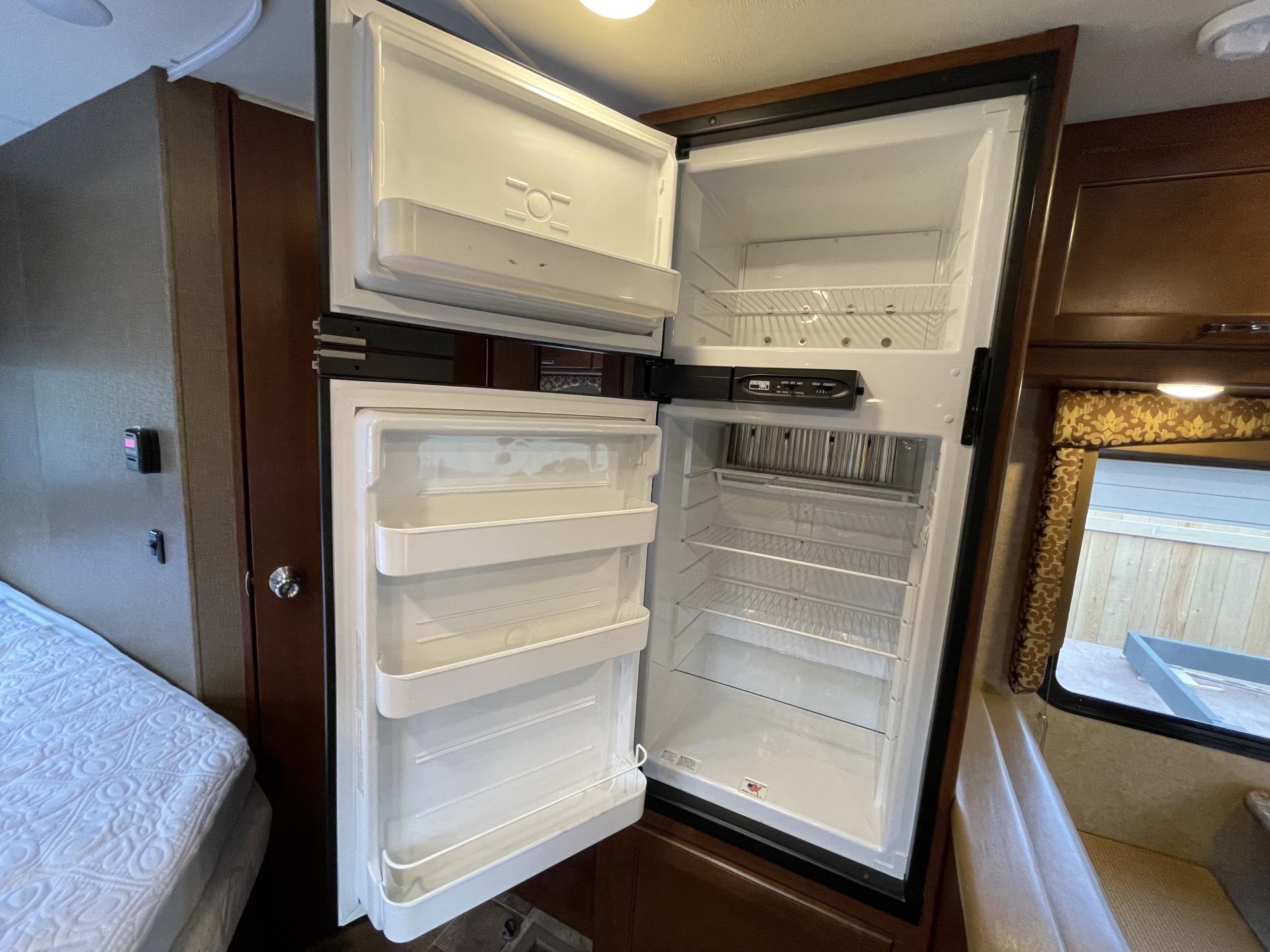 2017 THOR MOTOR COACH FREEDOM ELITE 23H