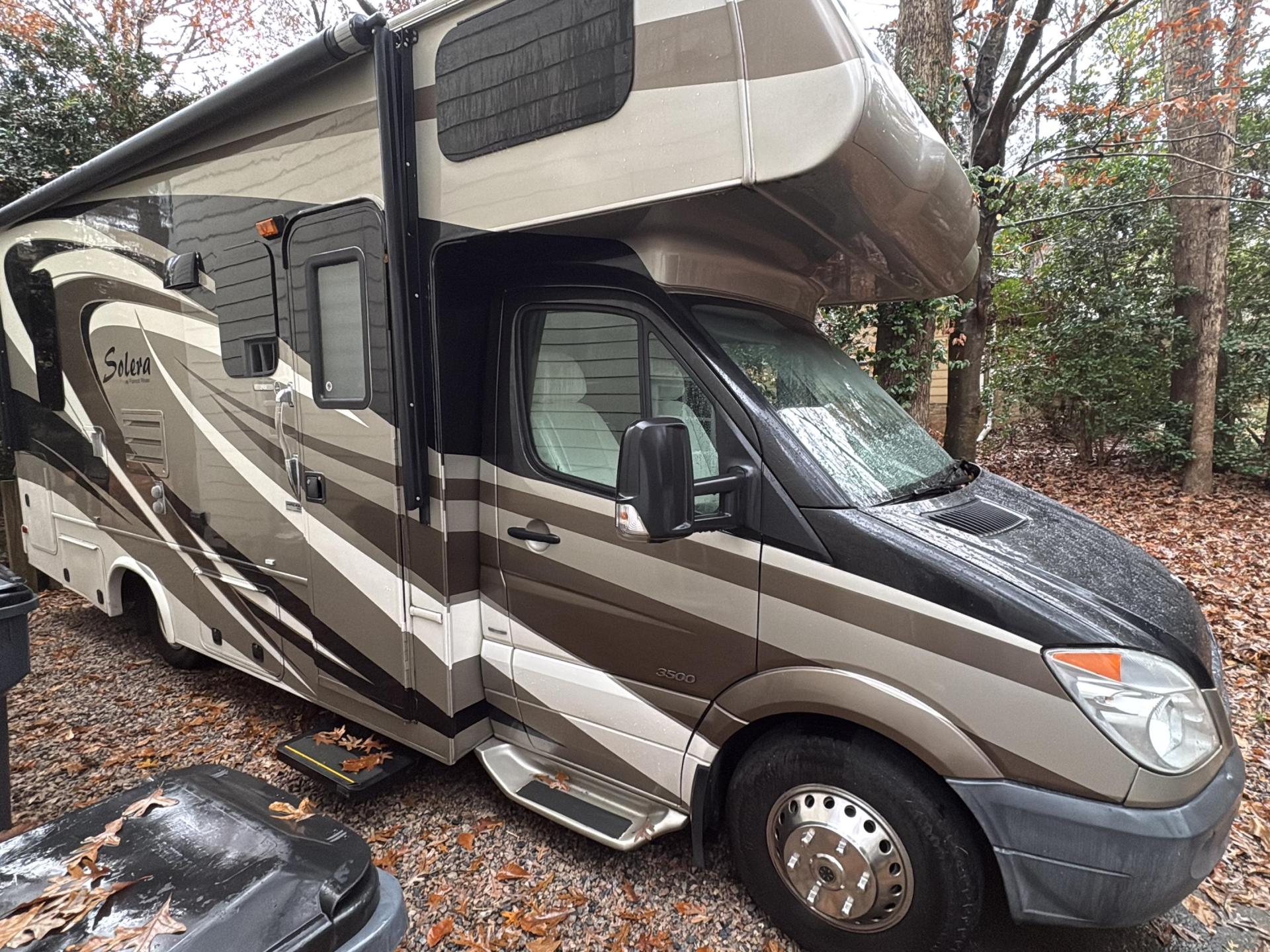 2014 FOREST RIVER SOLERA 24RLS