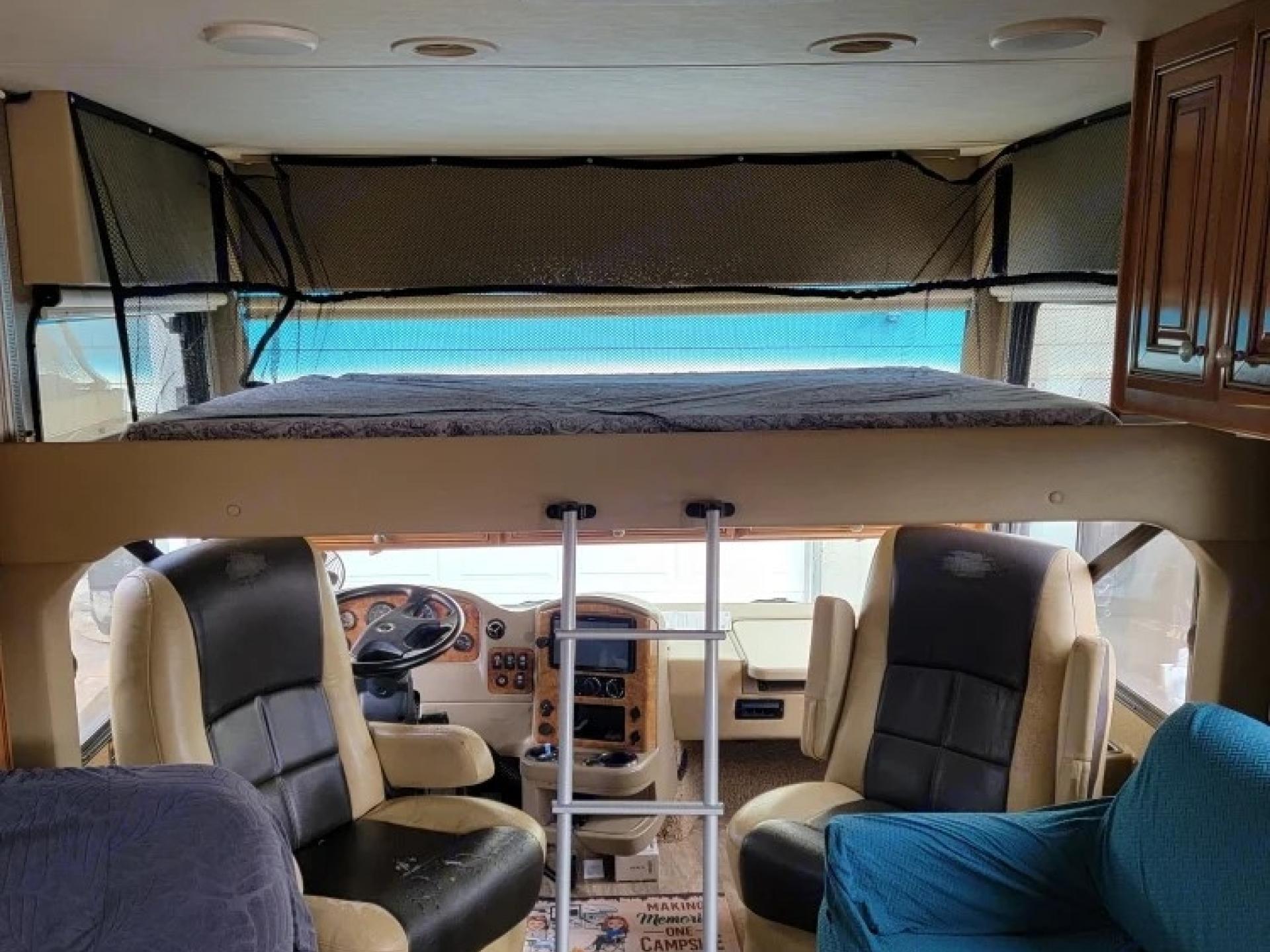 2016 THOR MOTOR COACH PALAZZO 33.3