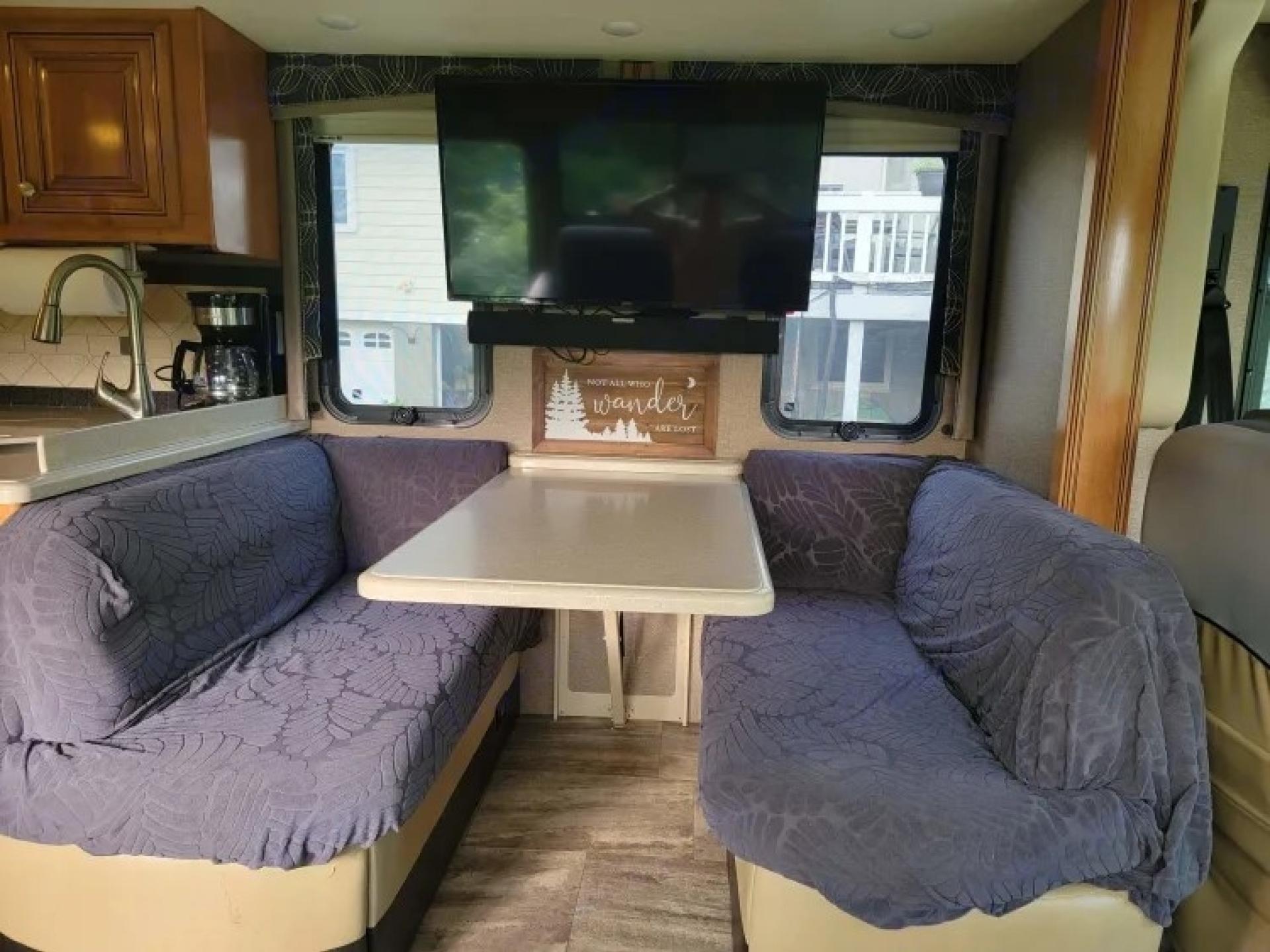 2016 THOR MOTOR COACH PALAZZO 33.3